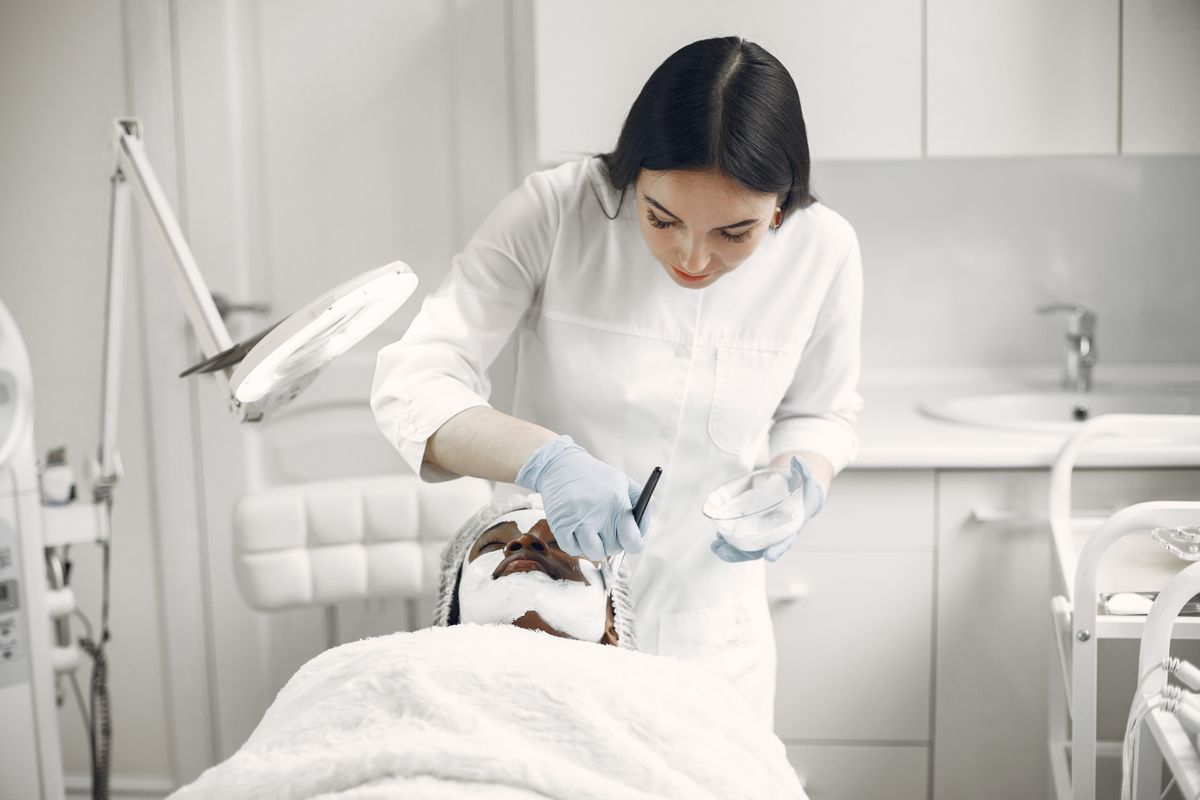 HIFU Non-Surgical Facelift